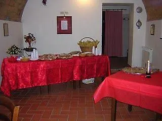לינה וארוחת בוקר Il Baffetto 4*