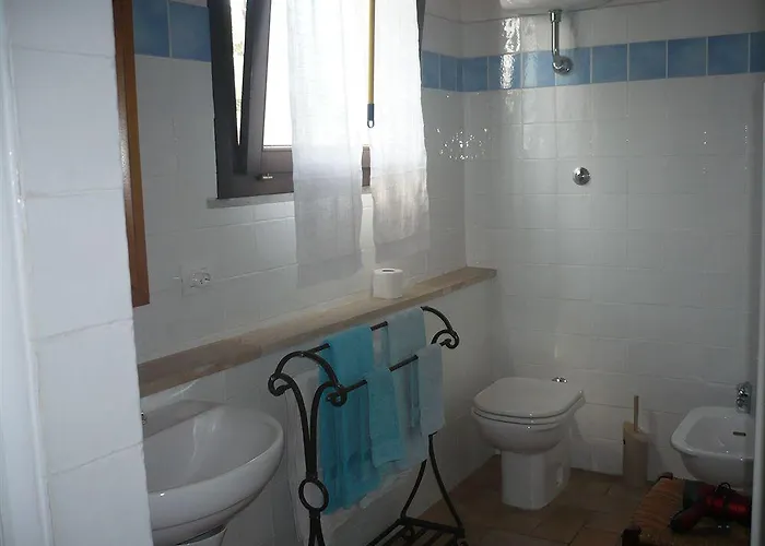 Il Baffetto לינה וארוחת בוקר 4*